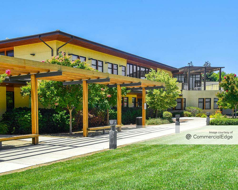 Golden Valley Health Center 747, 797, 847 & 857 West Childs Avenue